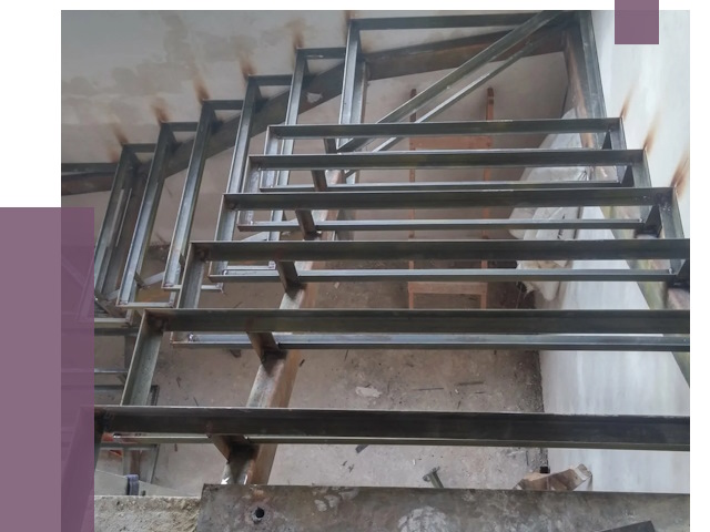 Демонтаж лестниц в Соколе от 4376 руб. 