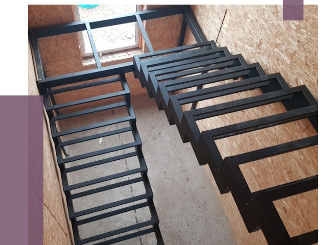 Демонтаж лестниц на металлокаркасе в Соколе от 7502 руб. за м²