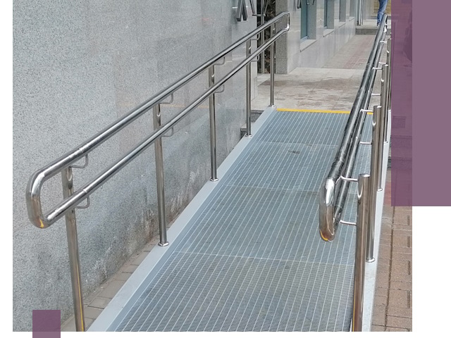 Пандусы для инвалидов в Соколе — изготовление и монтаж