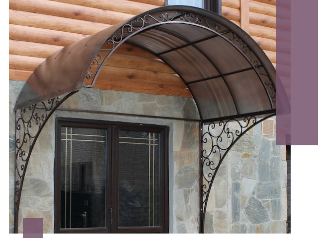 Арочные козырьки под ключ в Соколе: изготовление и монтаж