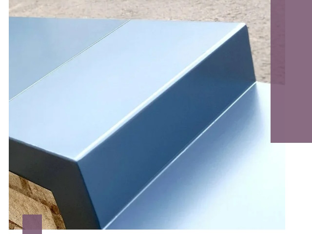 Крышки на парапет в Соколе: изготовление и монтаж под ключ